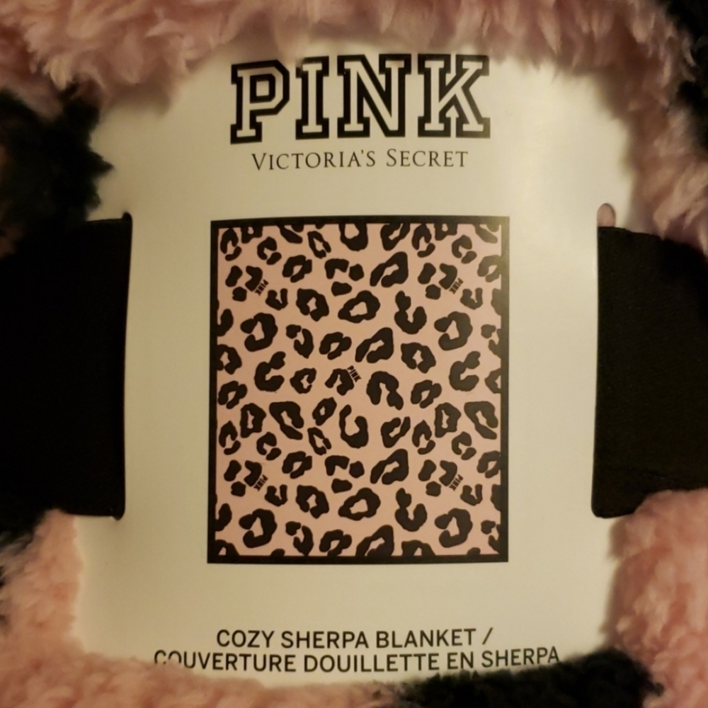 VS PINK SHERPA BLANKET